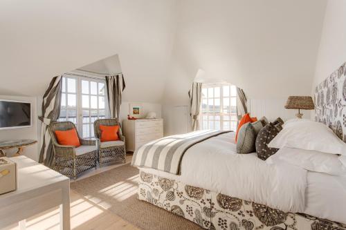Deluxe Suite with Sea View