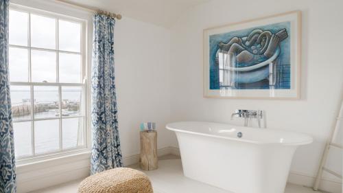 Deluxe Suite with Sea View