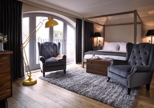 Large Double Room