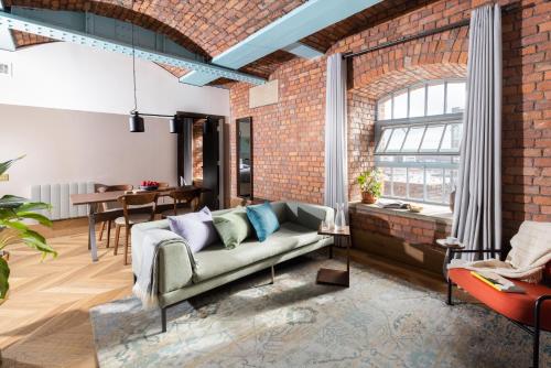 Premium One Bedroom Apartment with Sofa Bed