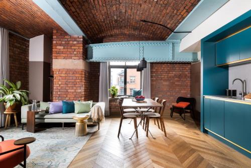 Premium One Bedroom Apartment with Sofa Bed