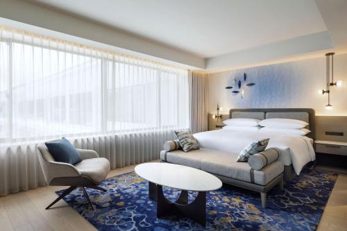 Executive Studio - Club Lounge Access