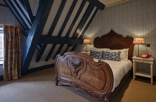 Character Double Room