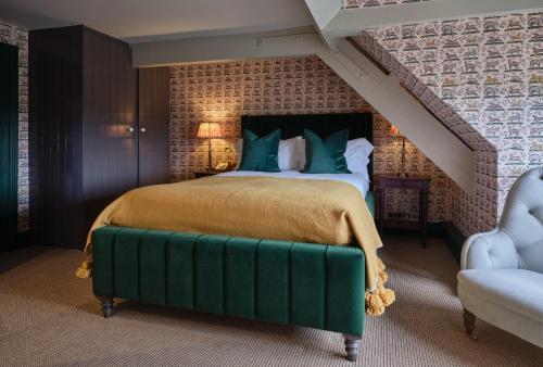 Character Double Room