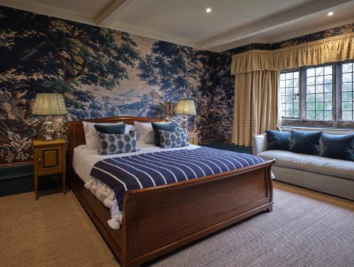 Junior Master Suite