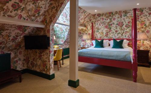 Junior Master Suite