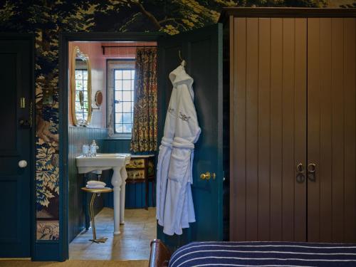 Junior Master Suite