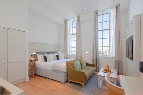 Deluxe Open Plan Apartment