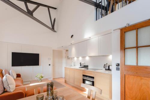 Royal Mile Deluxe One Bedroom Loft Apartment