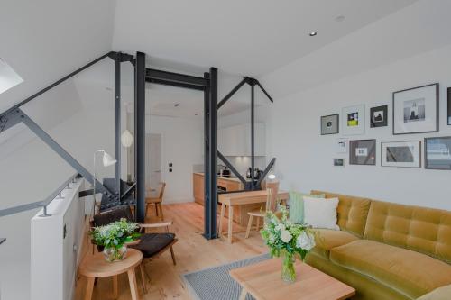 Deluxe One Bedroom Loft