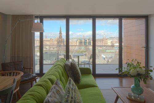 Deluxe Two Bedroom Apartment with Balcony