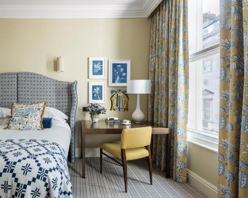 Deluxe King or Twin Room