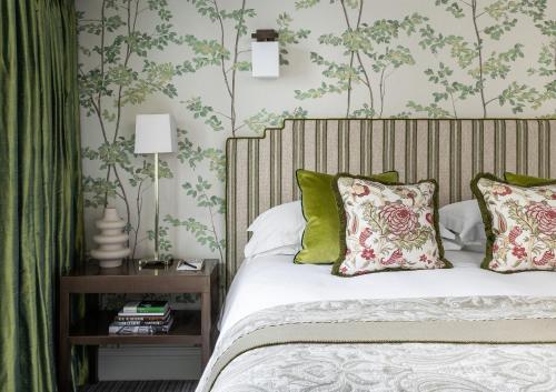 Superior King or Twin Room