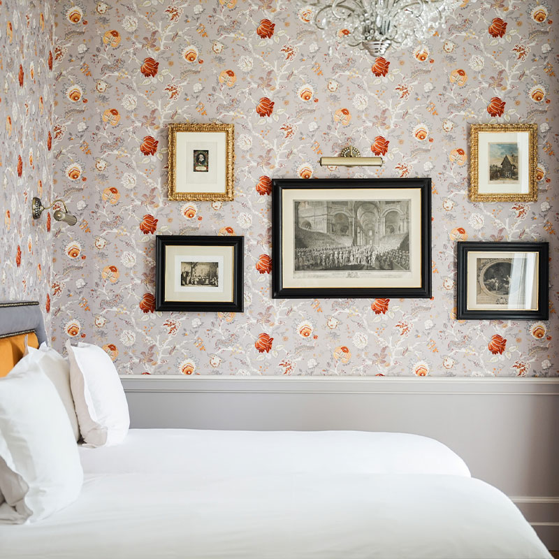 Signature Room