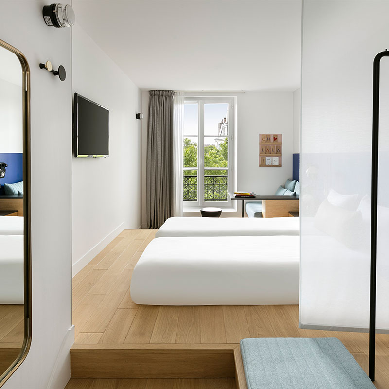 Triple Room - Bastille View