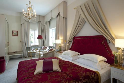 Superior Double Room with Park View