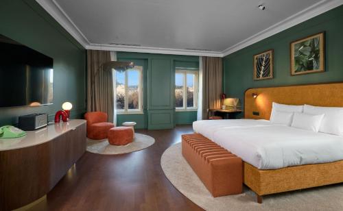 Premium Twin Room