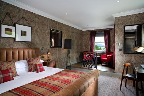 Loch View Suite
