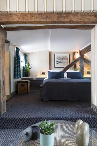 Suite with Terrace