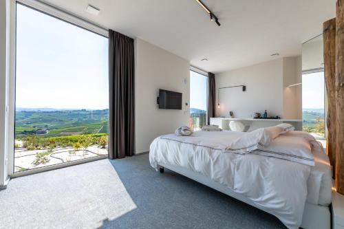 King Room with Balcony