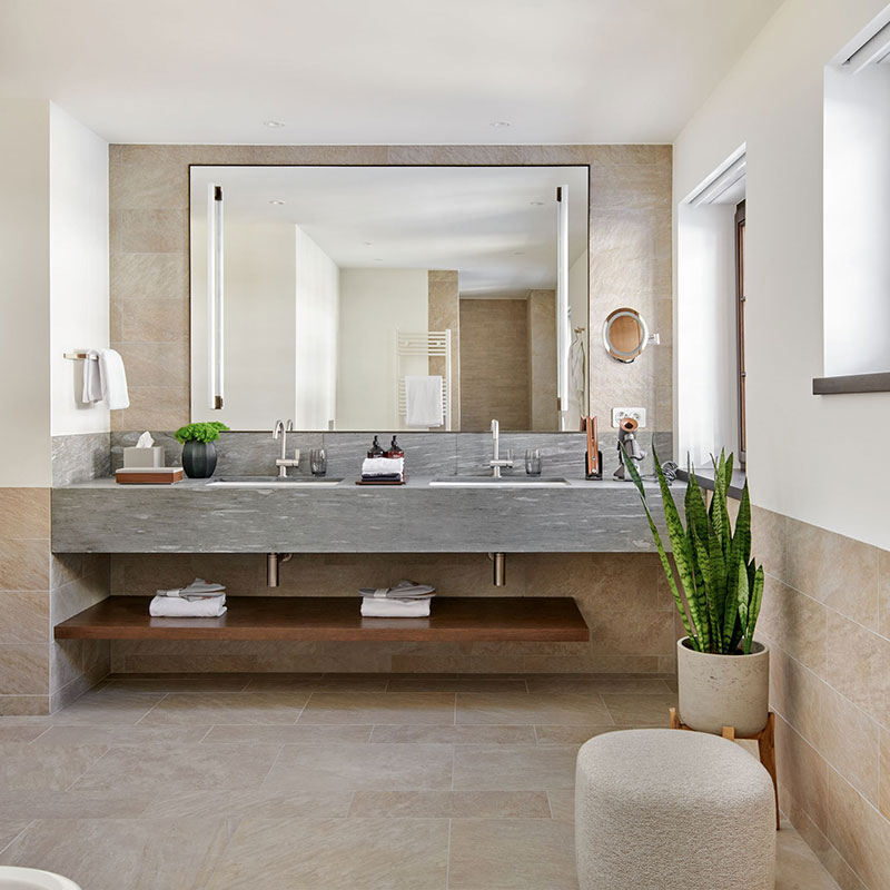 La Margna Corner Suite