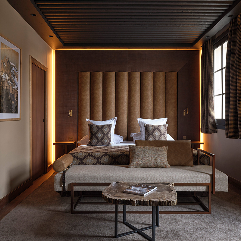 EXECUTIVE SUITE WITH NORDIC BATH