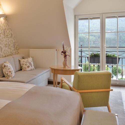 Deluxe Double Room with Shower