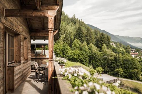 Deluxe Two-Bedroom Apartment with Sauna