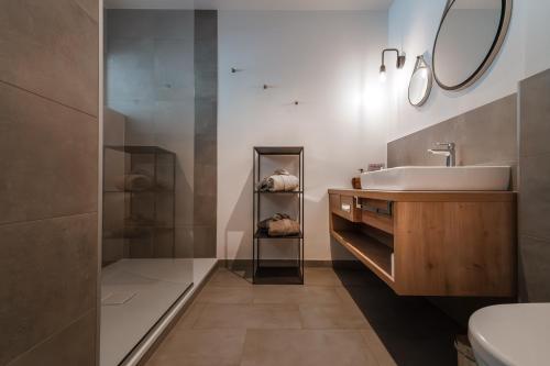 Valavier Suite