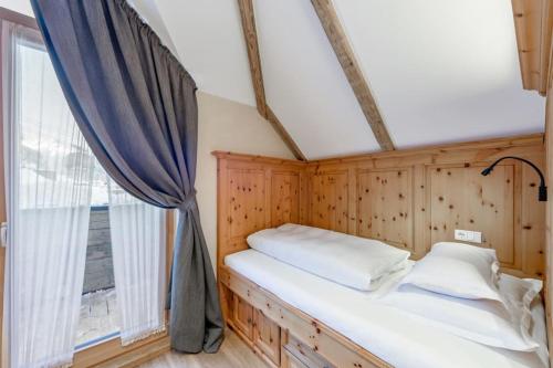 Single Room with Balcony