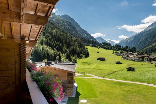 Double Room with Panoramic View and Roof Slope