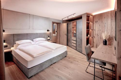 Tower Suite with Mountain View and Balcony 
