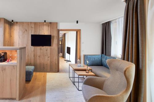 Penthouse Two-bedroom Suite