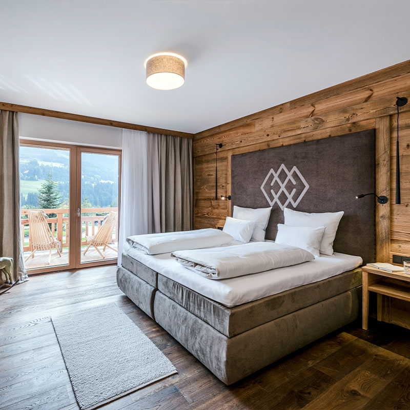 Suite with Lake View