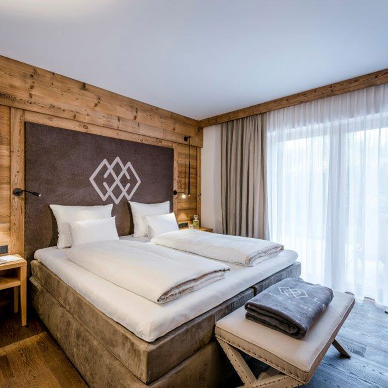 Two-Bedroom Apartment with Mountain View
