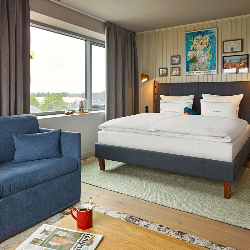 Extra Large Room