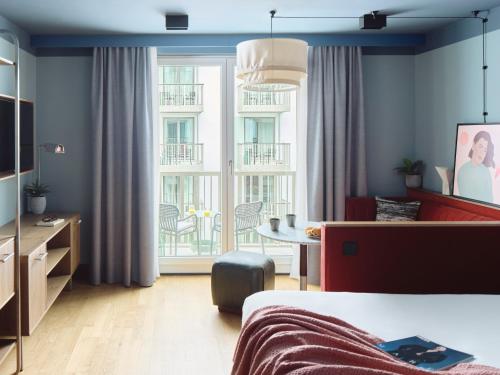 Studio with Balcony