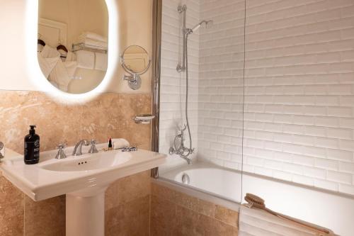 Chateau Deluxe Double Room