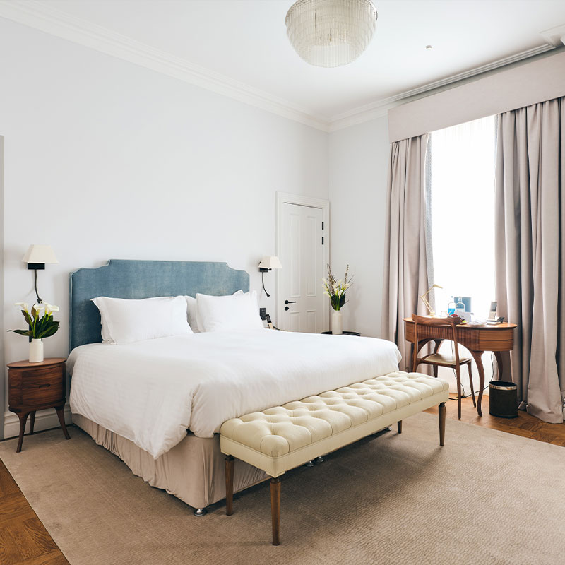 Executive King Room 
