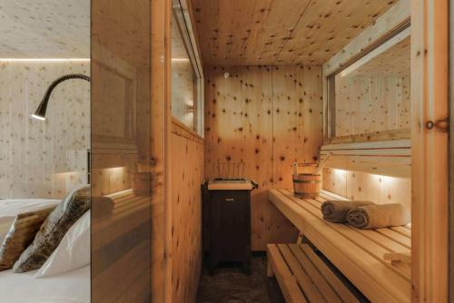Junior Suite with Sauna
