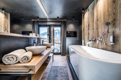 Premium Suite