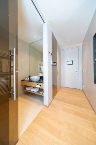 Double Room with Lake View