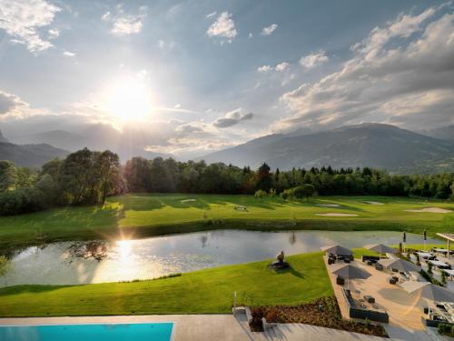 Junior Suite with Golf View
