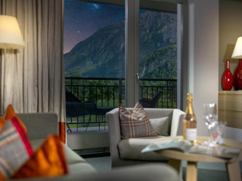 Suite with Valley View