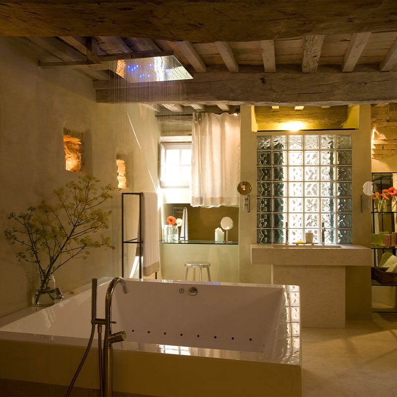 Three-Bedroom Private Village House