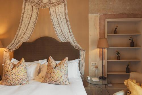 Large Guest Room