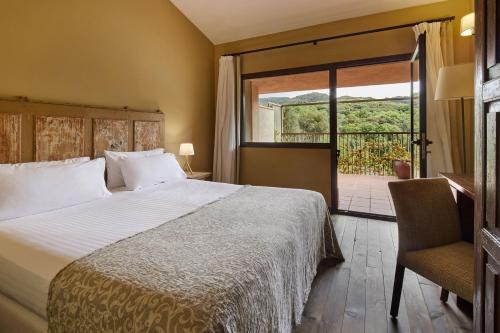 Double or Twin Room with Terrace