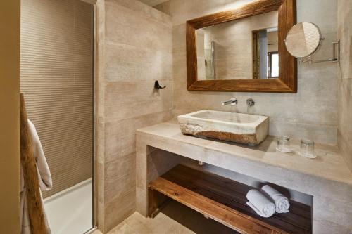 Two Connecting Double Rooms with Garden View