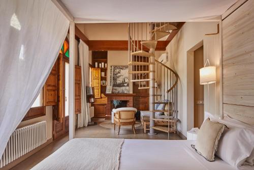 One-Bedroom Suite with Spa Access