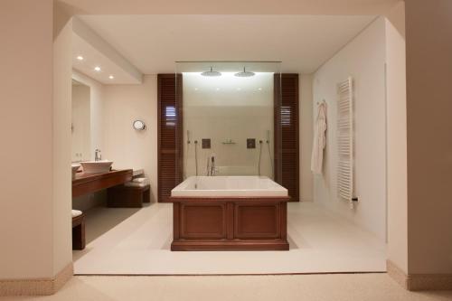 Junior Suite 11